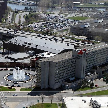 Ramada By Wyndham Buffalo Downtown Esterno foto