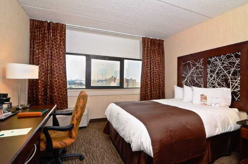Ramada By Wyndham Buffalo Downtown Esterno foto